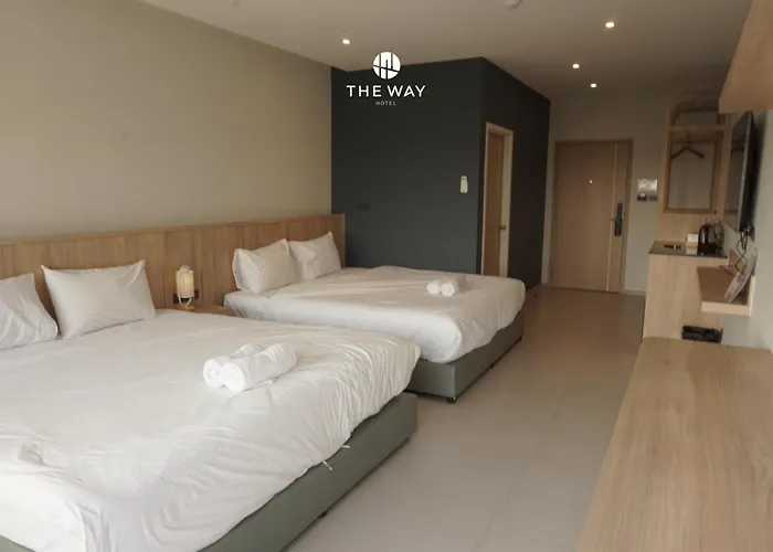เดอะ เวย์ โฮเทล บ้านโป่ง 3*