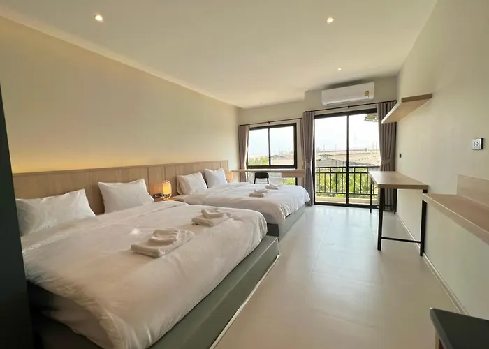 โรงแรม เดอะ เวย์ โฮเทล บ้านโป่ง Ban Pak Raet