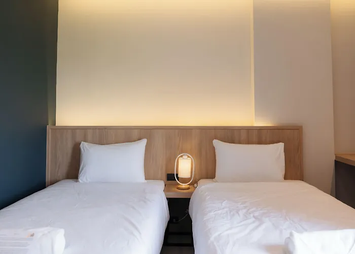 The Way Ban Pong Hotel Ban Pak Raet